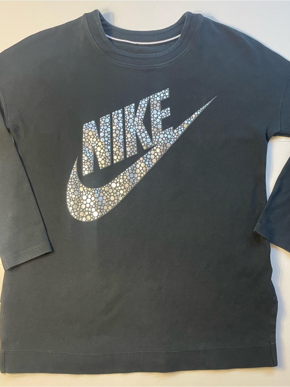 Nike Sportswear Women’s Graphic Crewneck Sweatshirt Black M Drop Shoulder